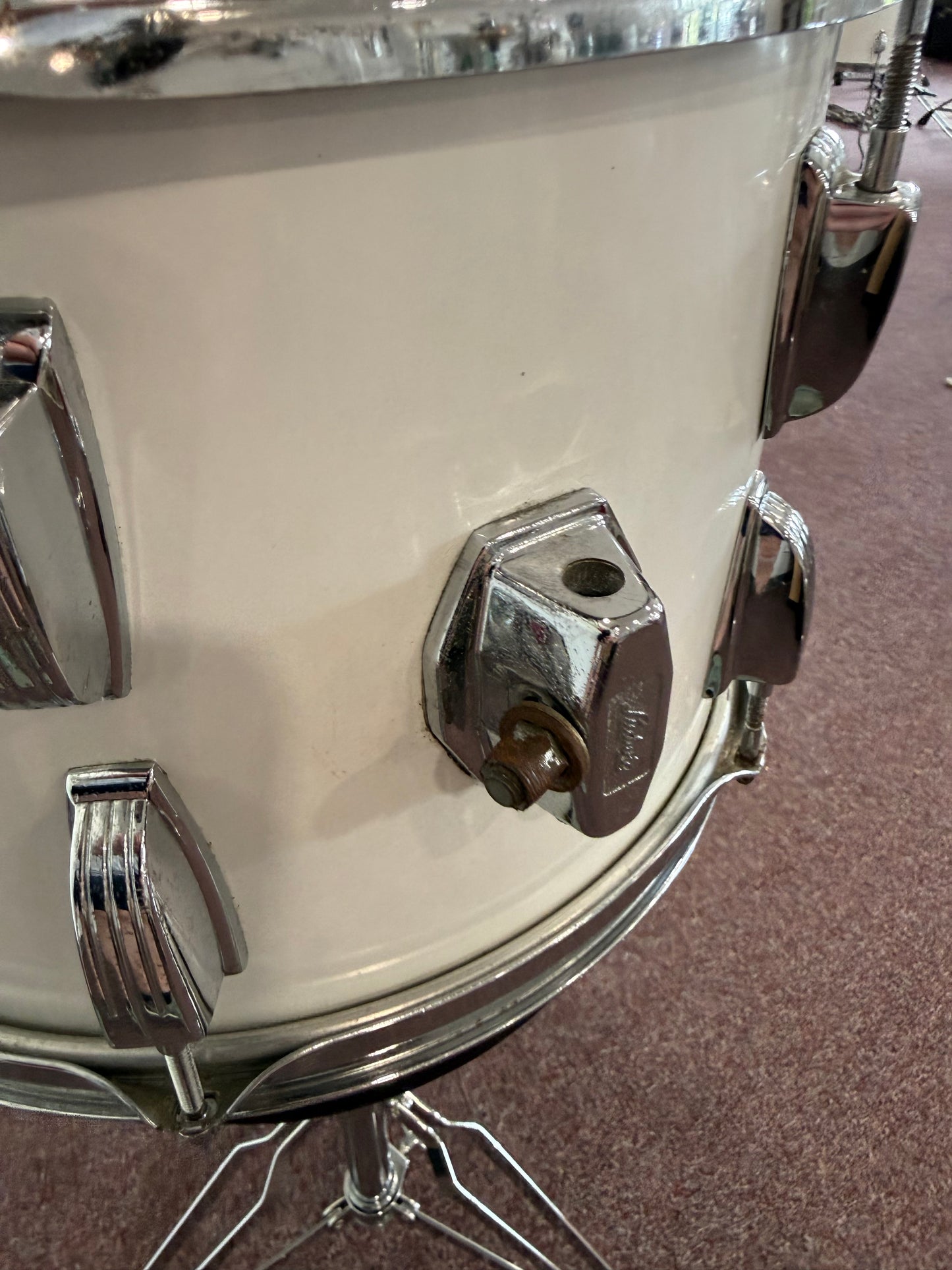 Ludwig 13x9" Rack Tom - Pointy Blue Olive Badge - White - Dampener