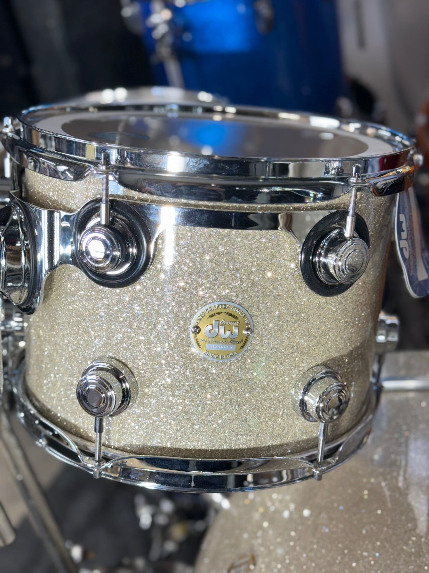 DW Collector’s Series - Brand New 2004, 22/10/12/14 in Broken Glass