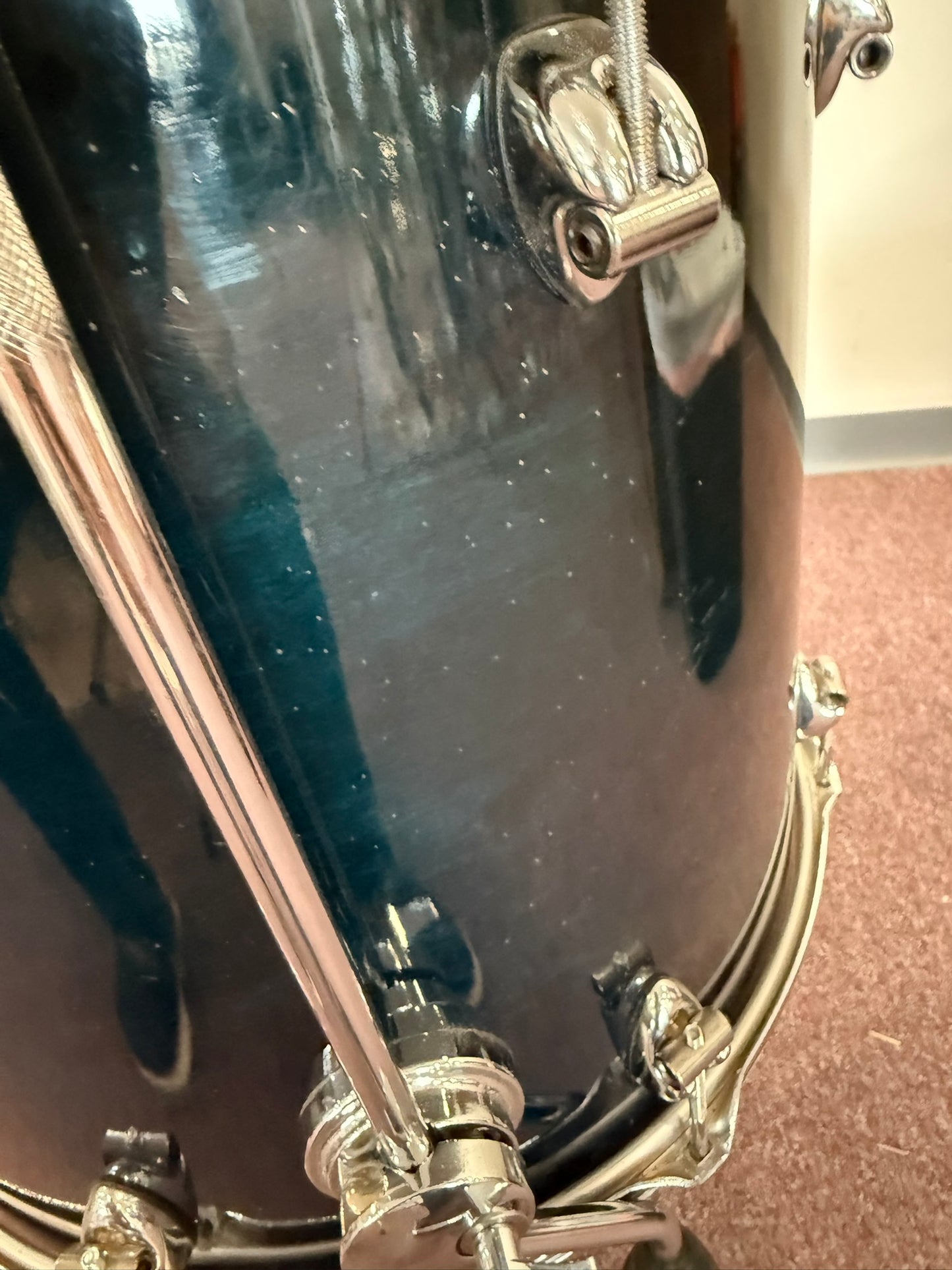 Ayotte Drumsmith 16x16 Floor Tom - Blue Lacquer Finish