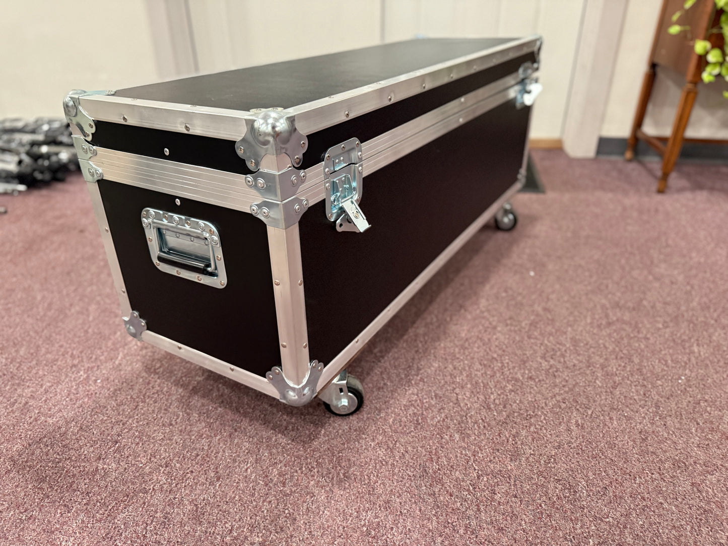 Penn Elcom Flight/Road Case 48x18x16