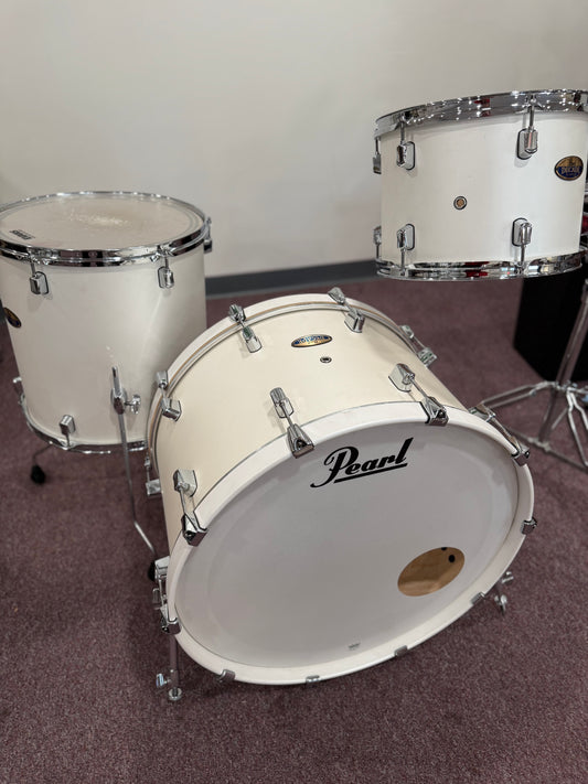 Pearl Decade Maple 3-piece Drum Kit