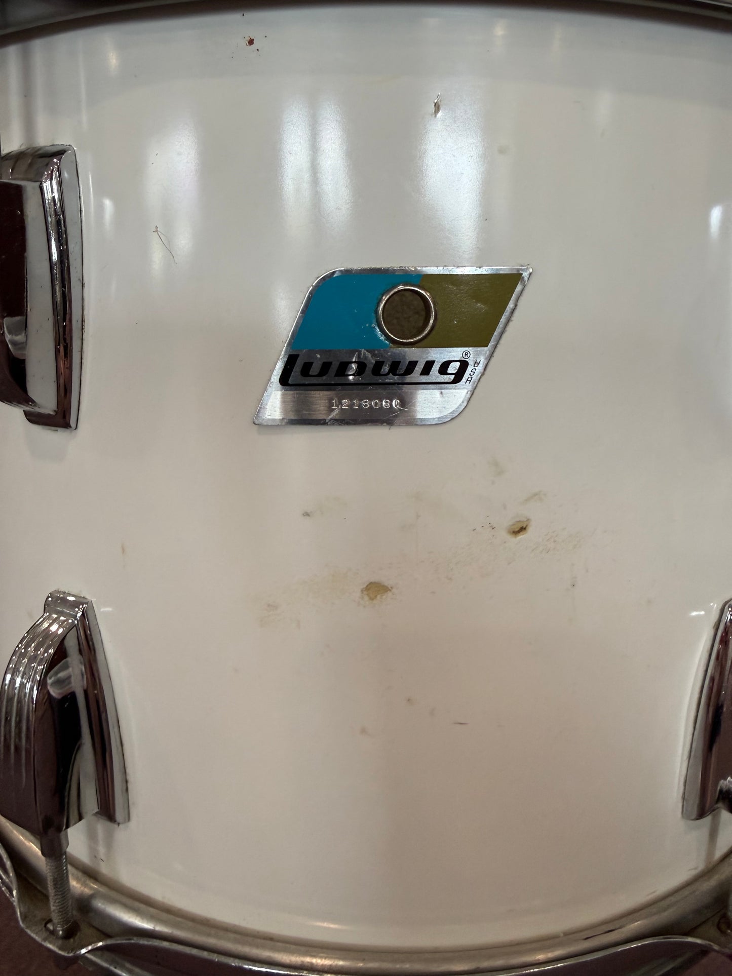 Ludwig 14x10" Rack Tom - Pointy Blue Olive Badge - White - Internal Dampener