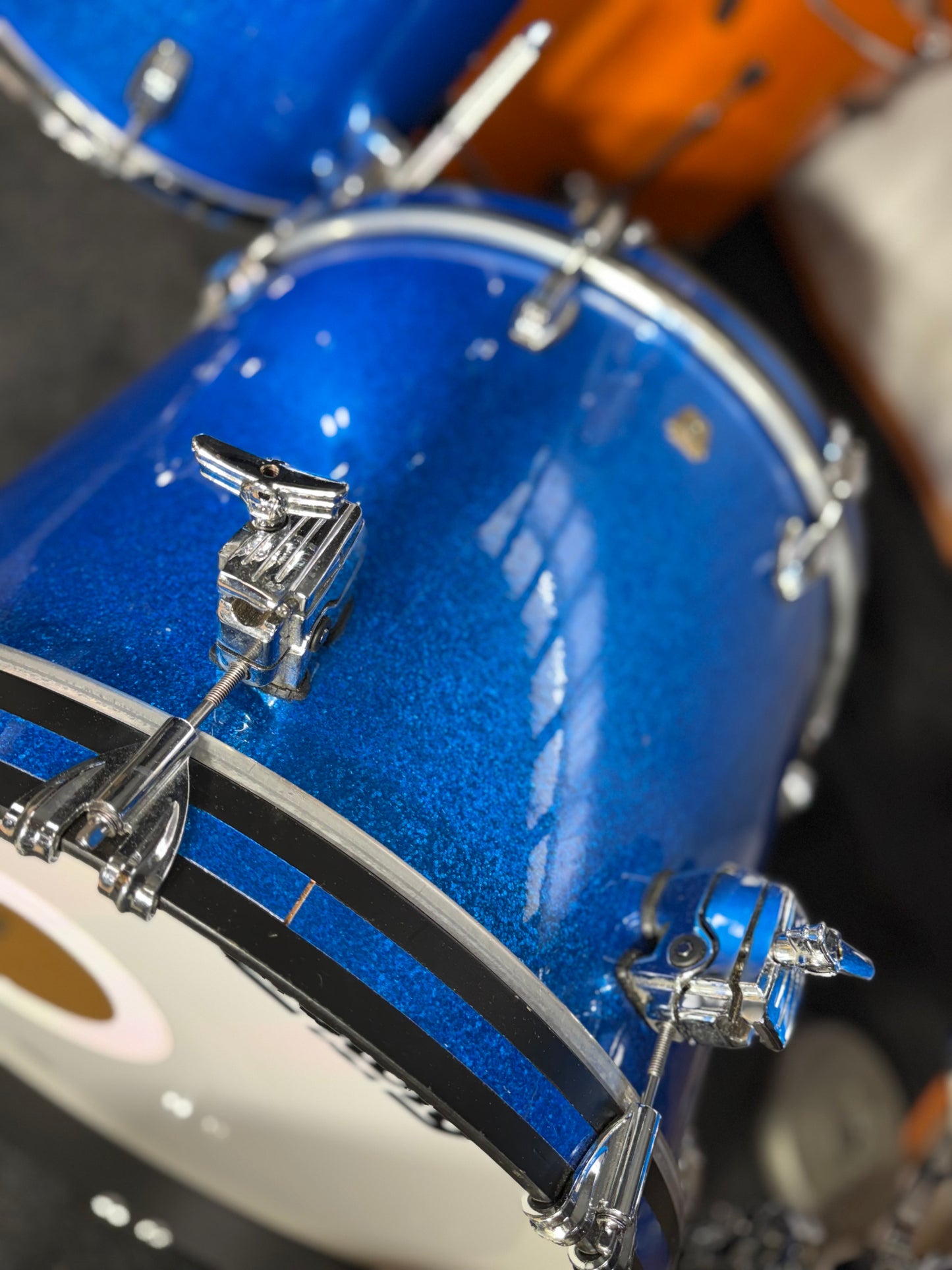 Ludwig Classic Maple 3pc 20/10/14 7-ply Blue Sparkle Drum Set