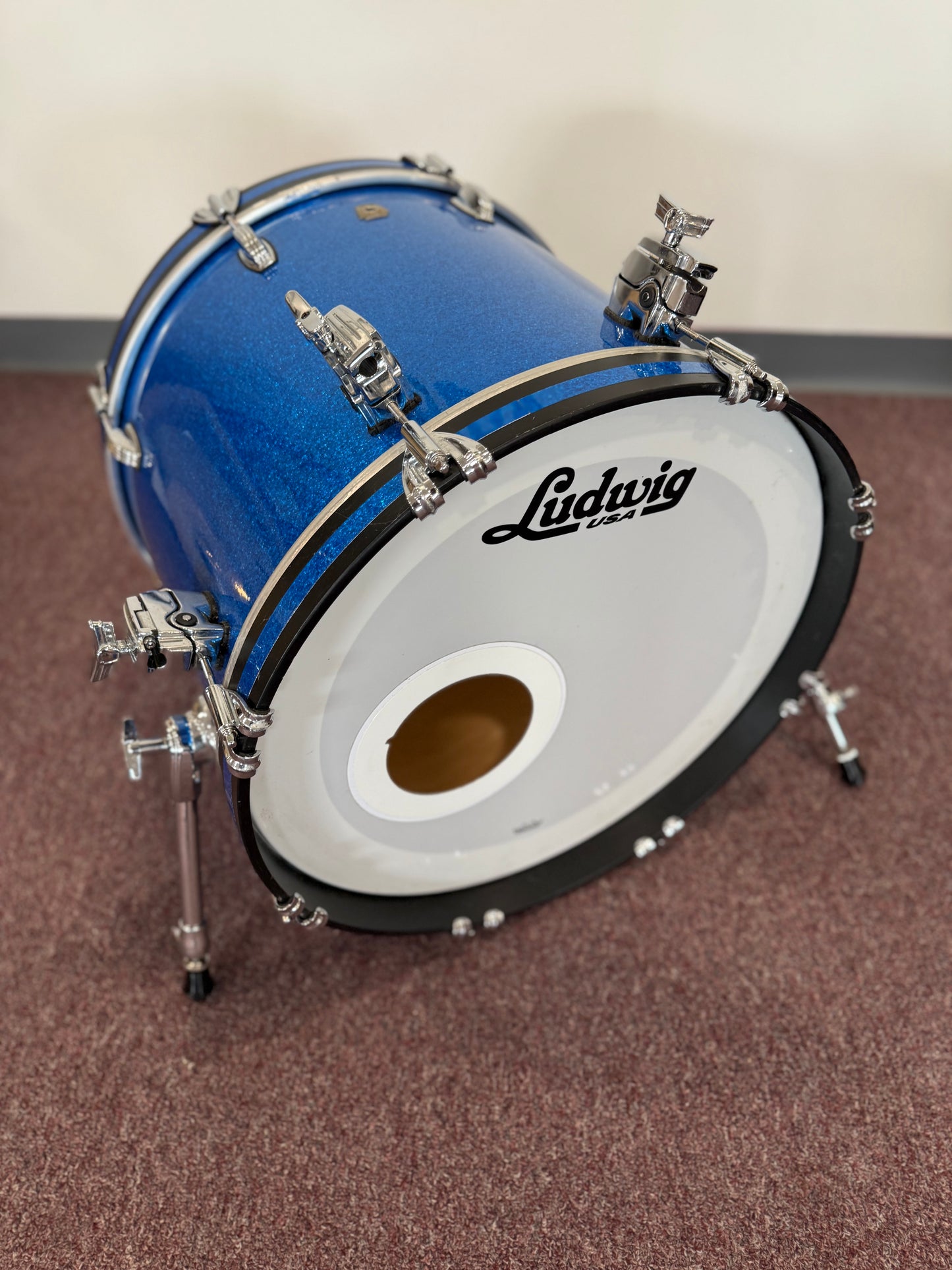 Ludwig Classic Maple 20x16 Bass Drum - Blue Sparkle