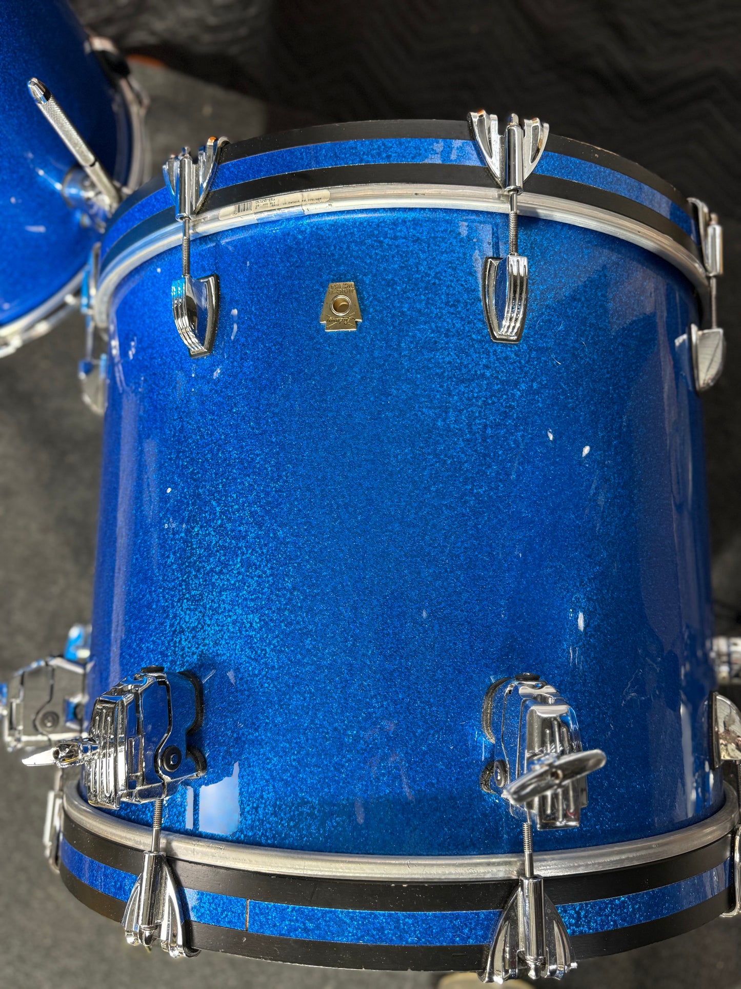 Ludwig Classic Maple 3pc 20/10/14 7-ply Blue Sparkle Drum Set