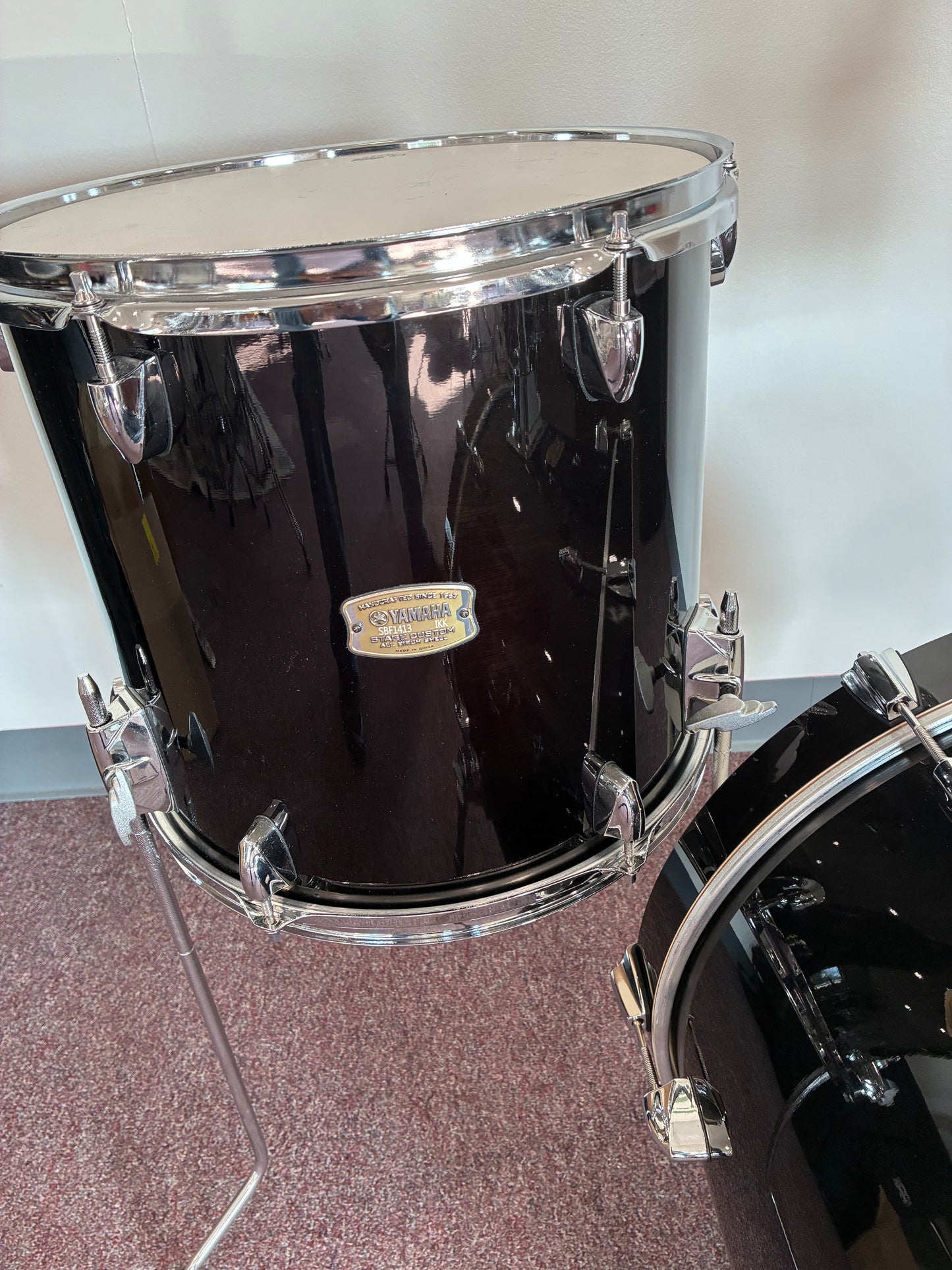 YAMAHA STAGE CuSTOM BOP KIT 12x8, 14X14, 18x16 (RAVEN BLACK)