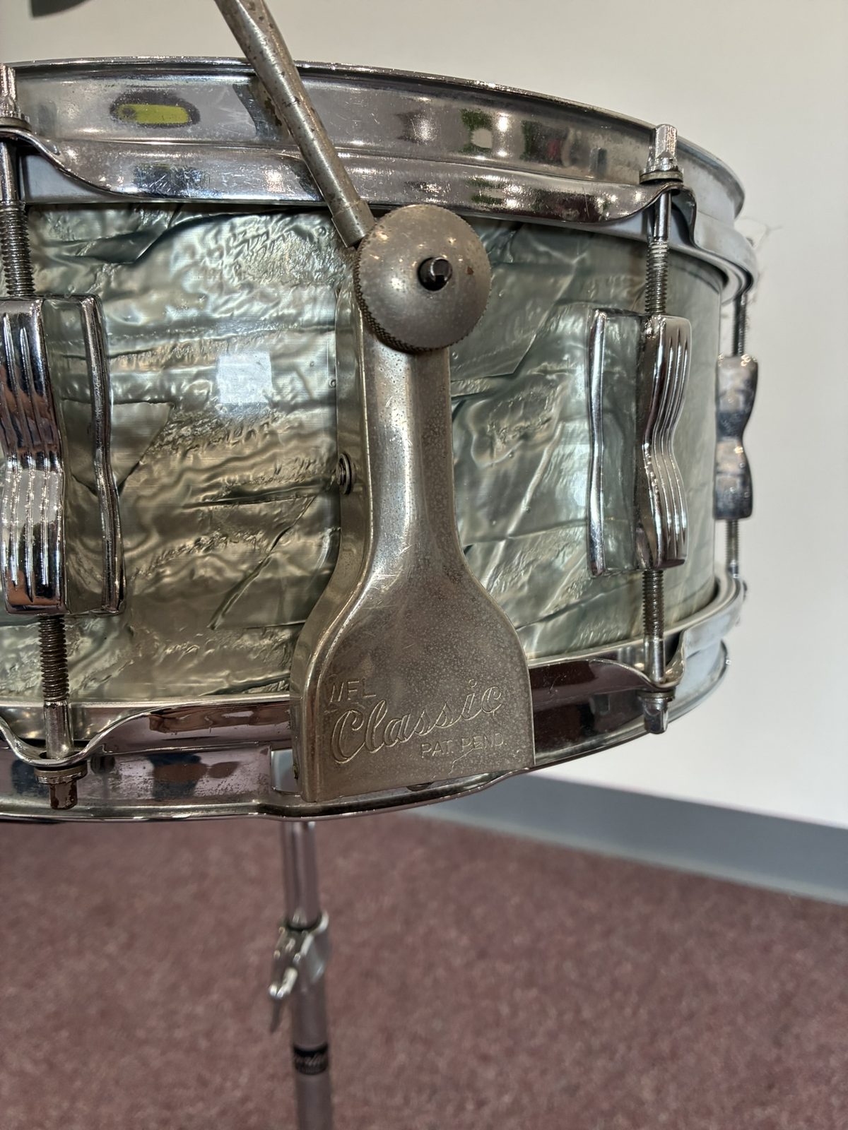 WFL  Super Classic Snare Drum 14x5.5" - Sky Blue Pearl