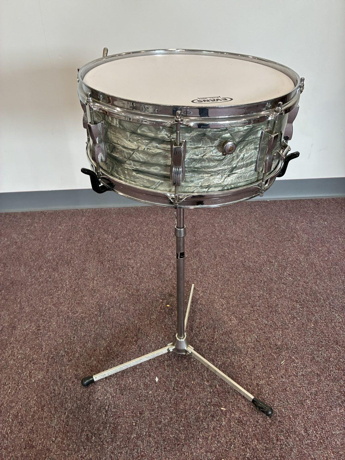 WFL  Super Classic Snare Drum 14x5.5" - Sky Blue Pearl