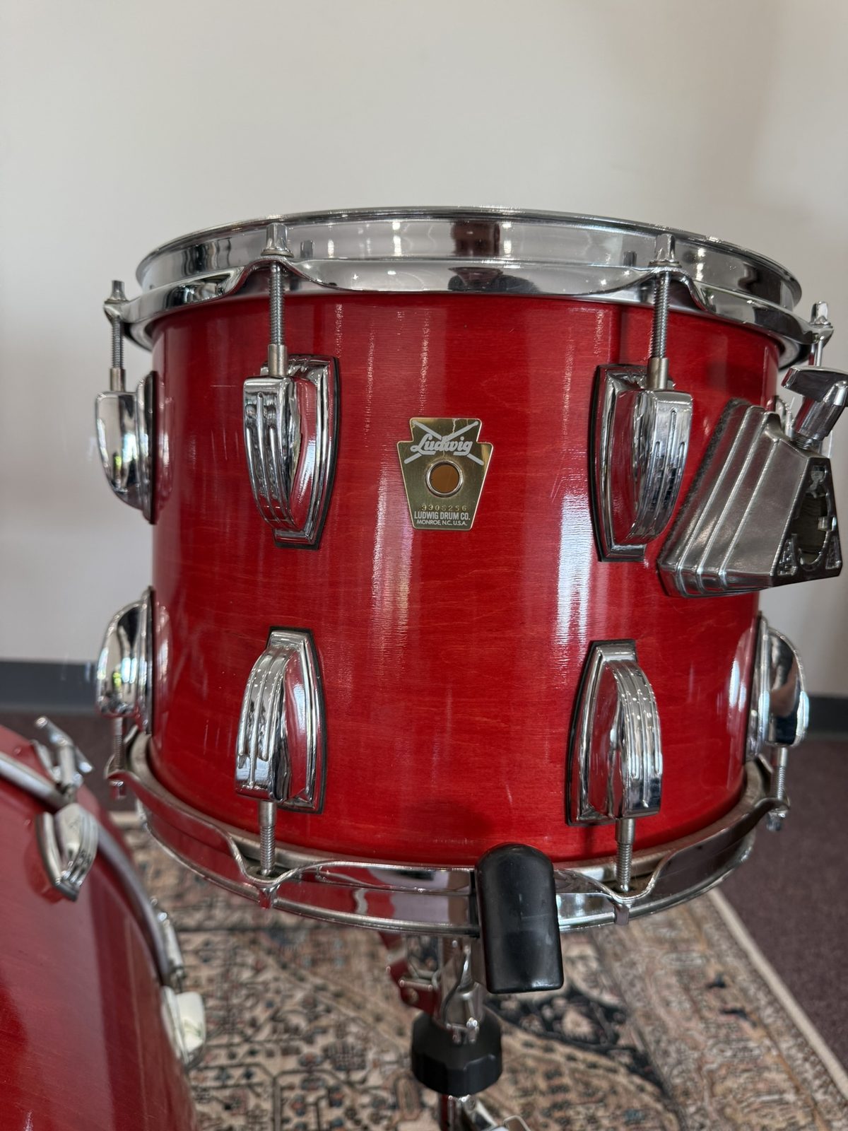Ludwig Classic Maple 3-Piece Drum Kit - Red (16x22 / 9x12 / 14x16)