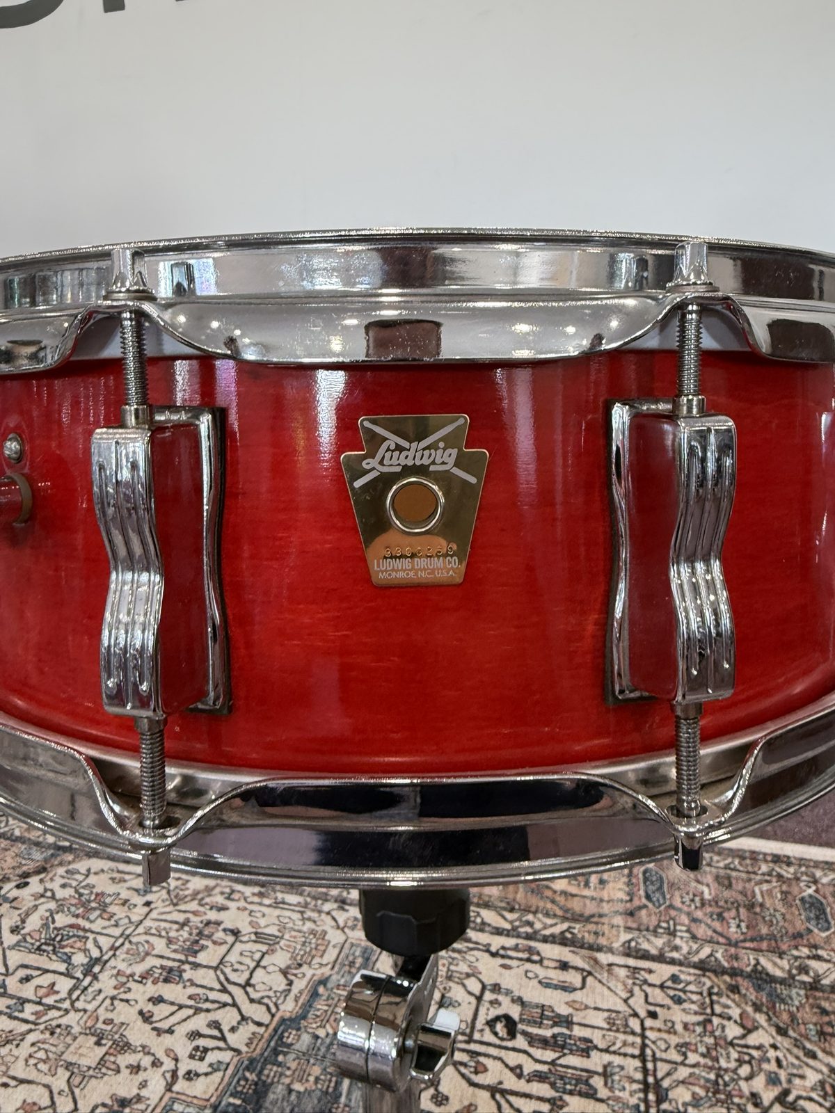 Ludwig Classic Maple 5x14" Snare Drum - Red