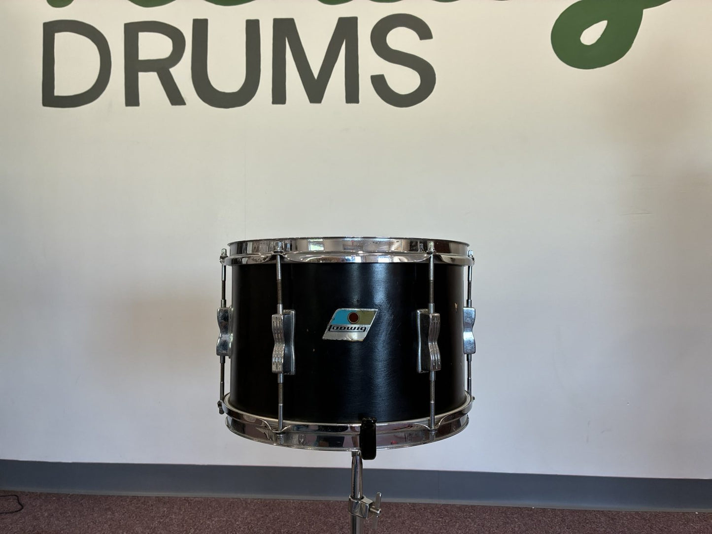 Ludwig 1970s  12x8" Tom - Black (Clear Interior)