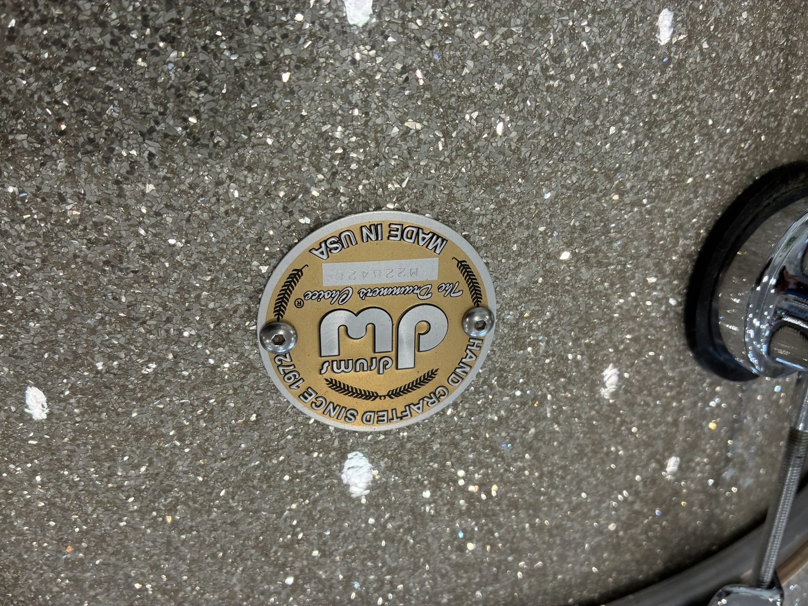 DW 24x7" Bass Drum - Broken Glass