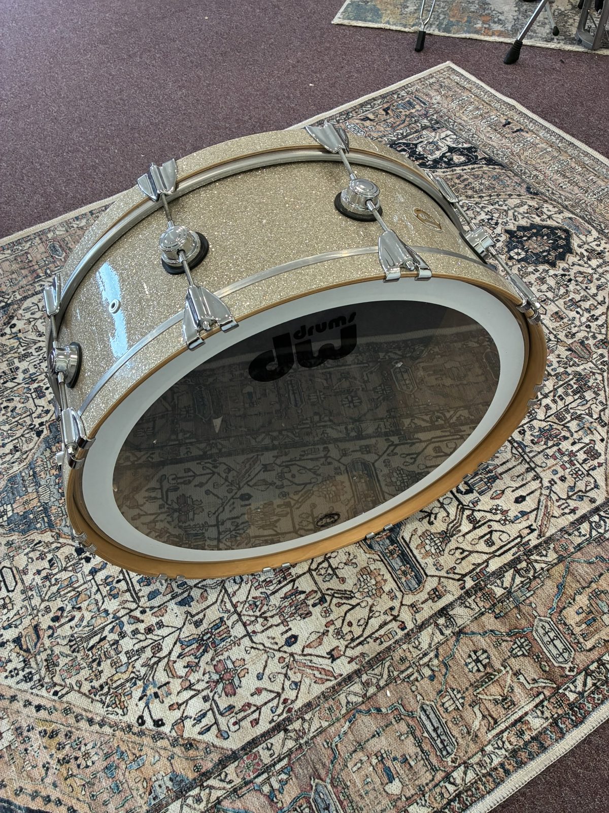 DW 24x7" Bass Drum - Broken Glass
