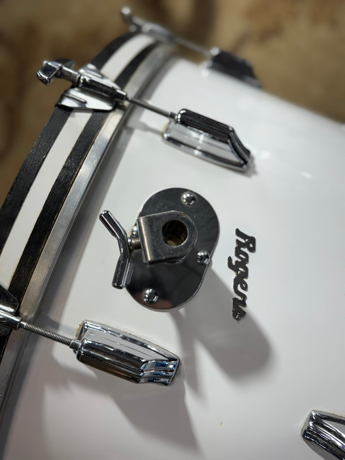 Rogers Londoner 1972 New England White Bass Drum Set 22x16