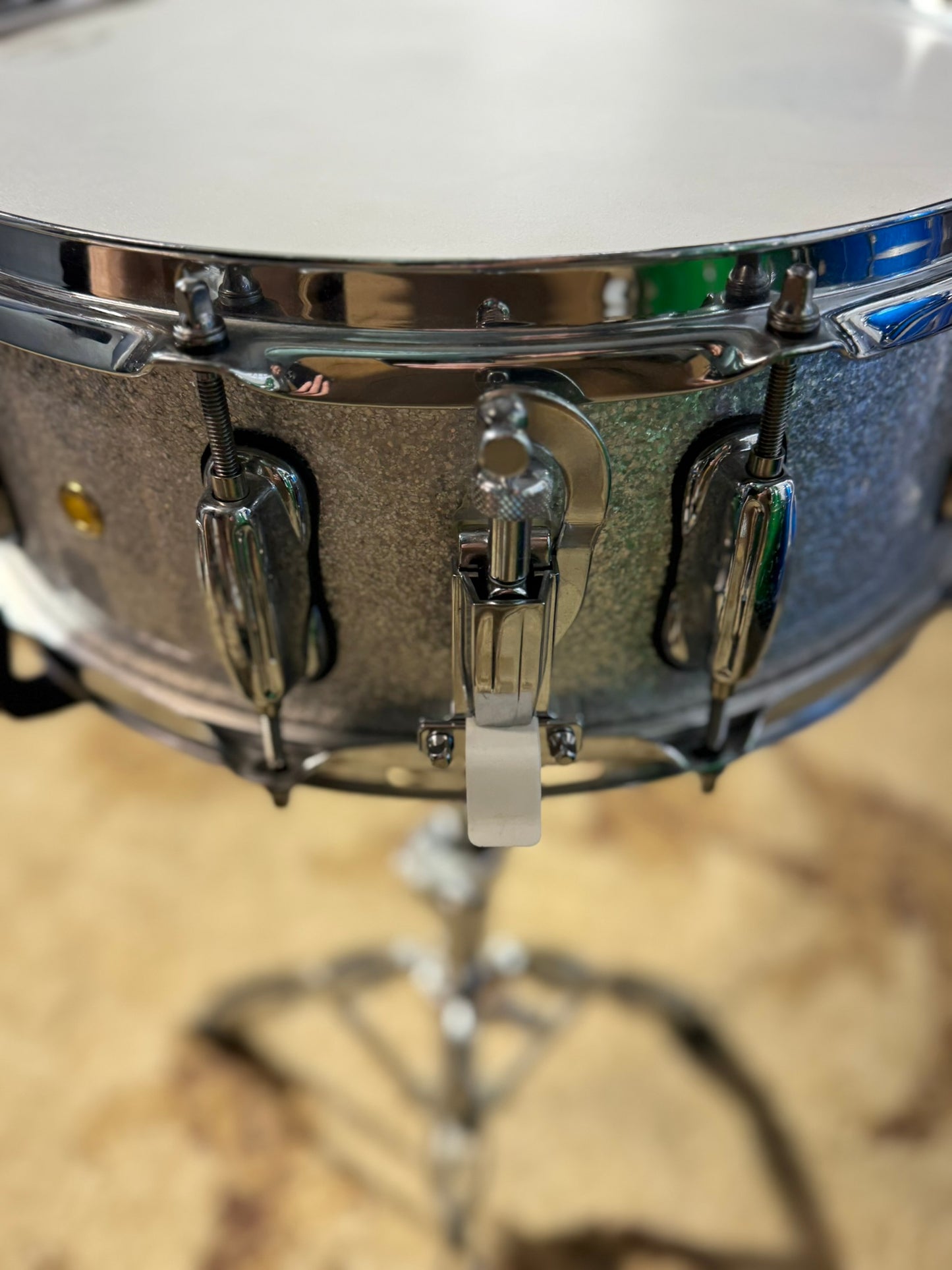 Walker Custom Drums 14x5.5 Silver Sparkle Snare Drum - VIDEO