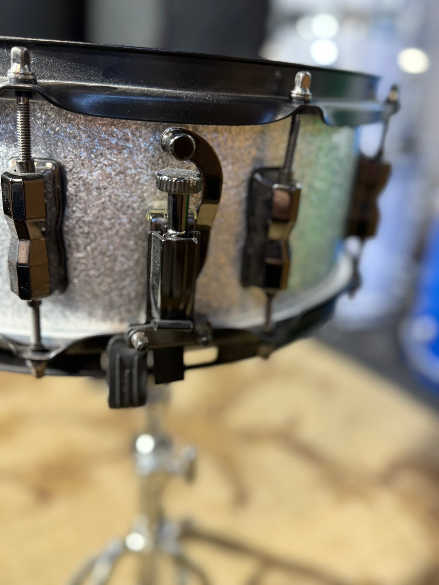 Walker Custom Drum Silver Sparkle 14x5.5" - Black Hardware Snare Drum