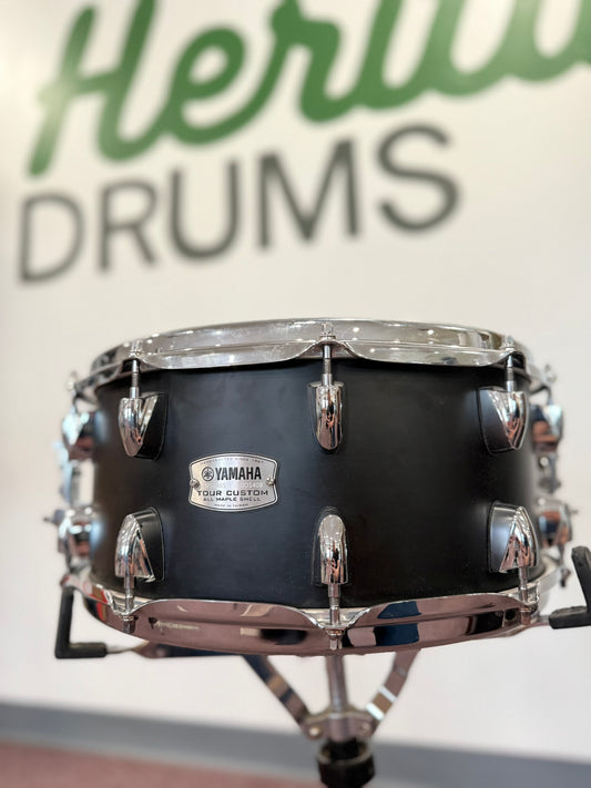 Yamaha TMS1465 LCS Tour Custom Maple 6.5"x14" Snare Drum - Licorice Satin