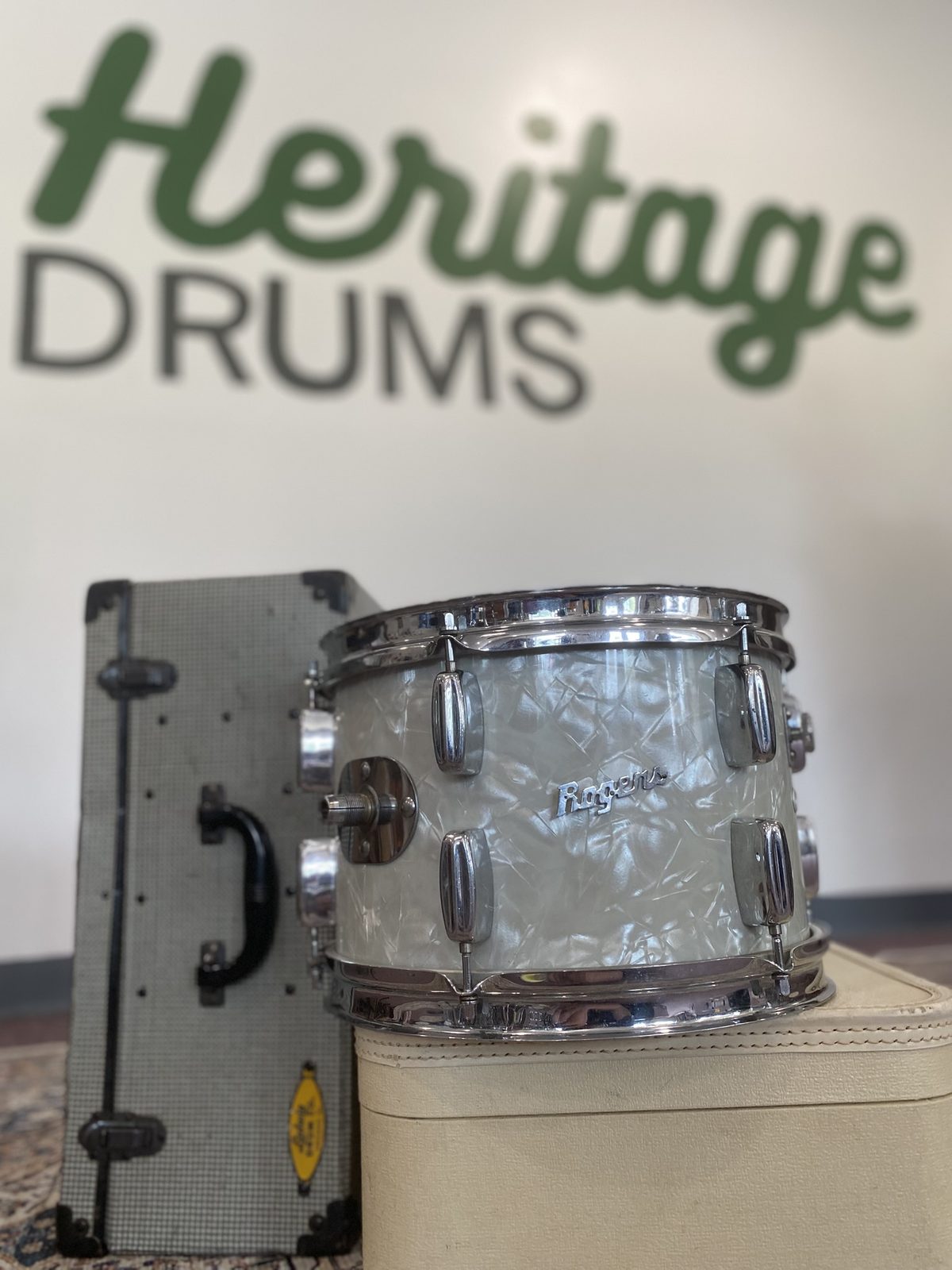 Rogers 8x12" Rack Tom B&B Lug - White Marine Pearl (Possibly Rewrapped)