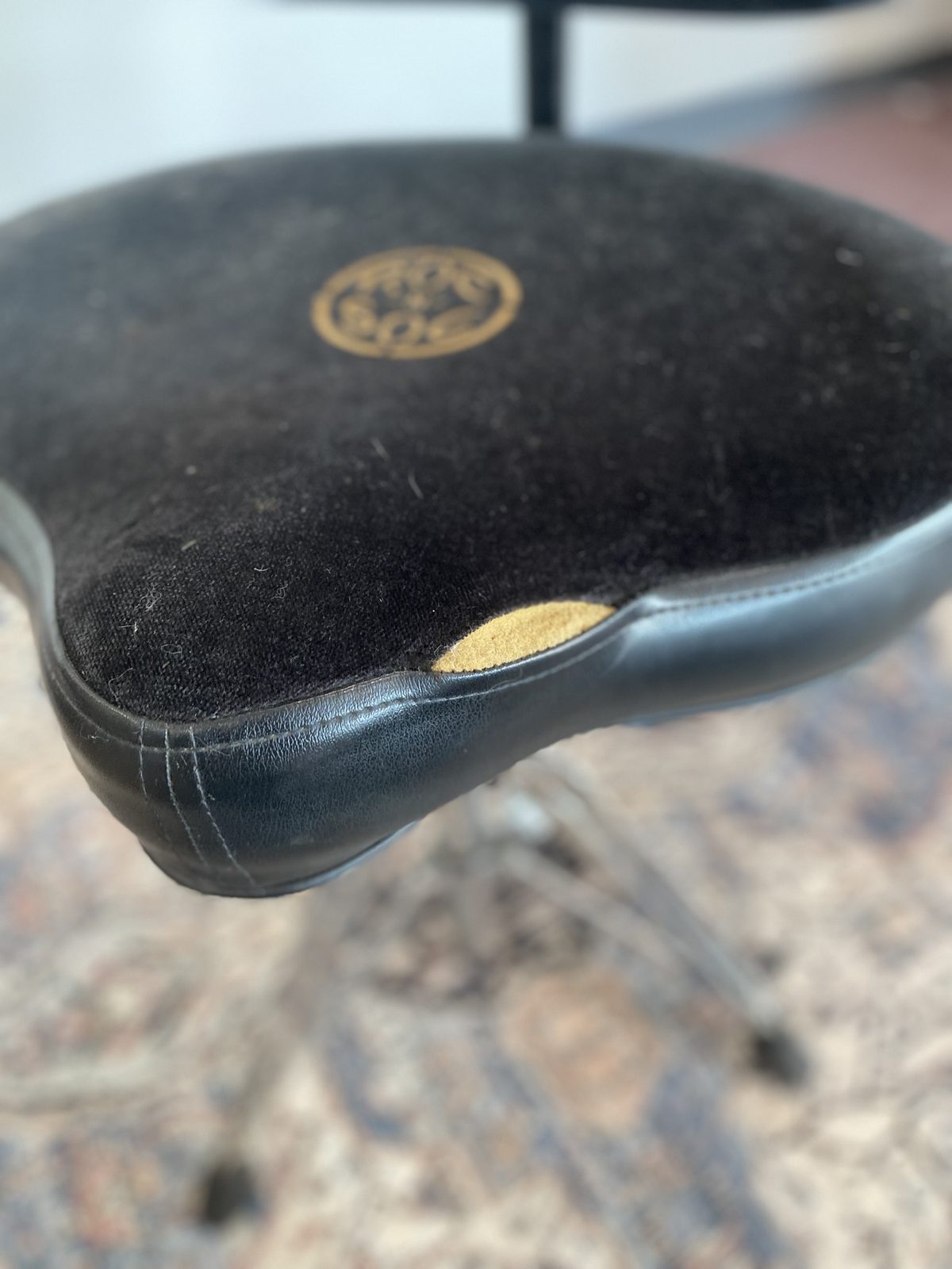 Roc n Soc Drum Throne with Backrest