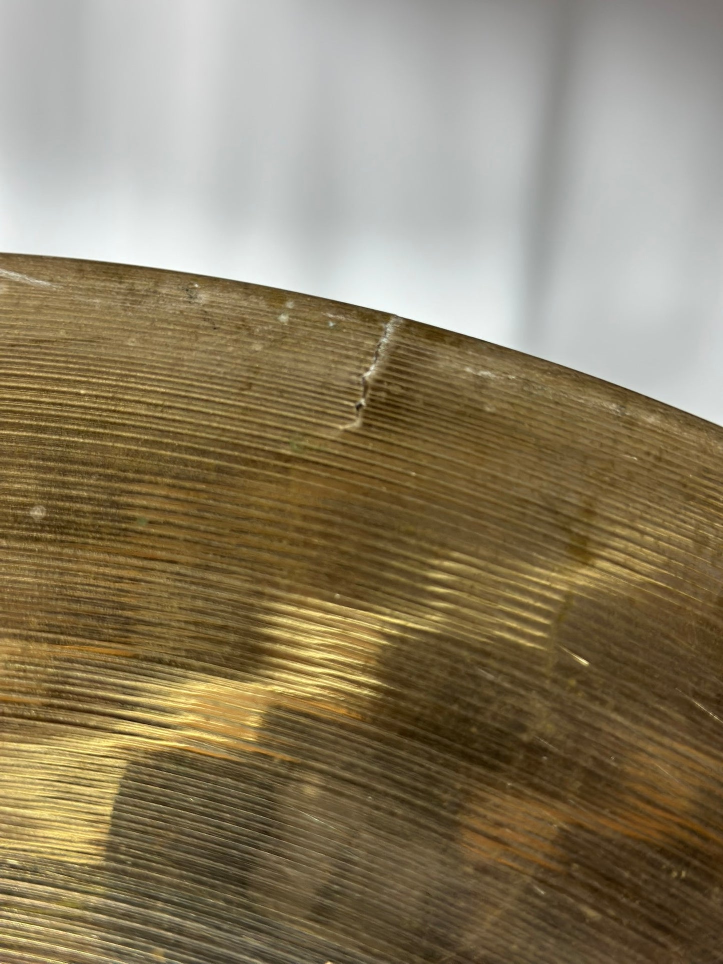 Zildjian A Custom 18" Cymbal - Cracked