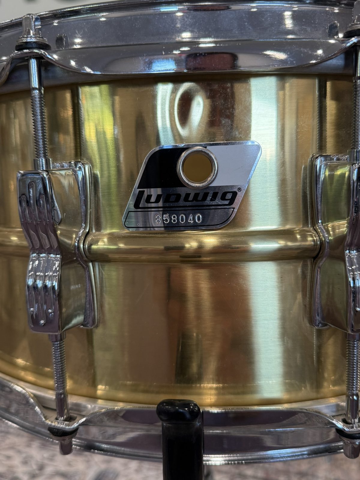 Ludwig LM304 Brass 14x6.5" Snare - Black & White Badge