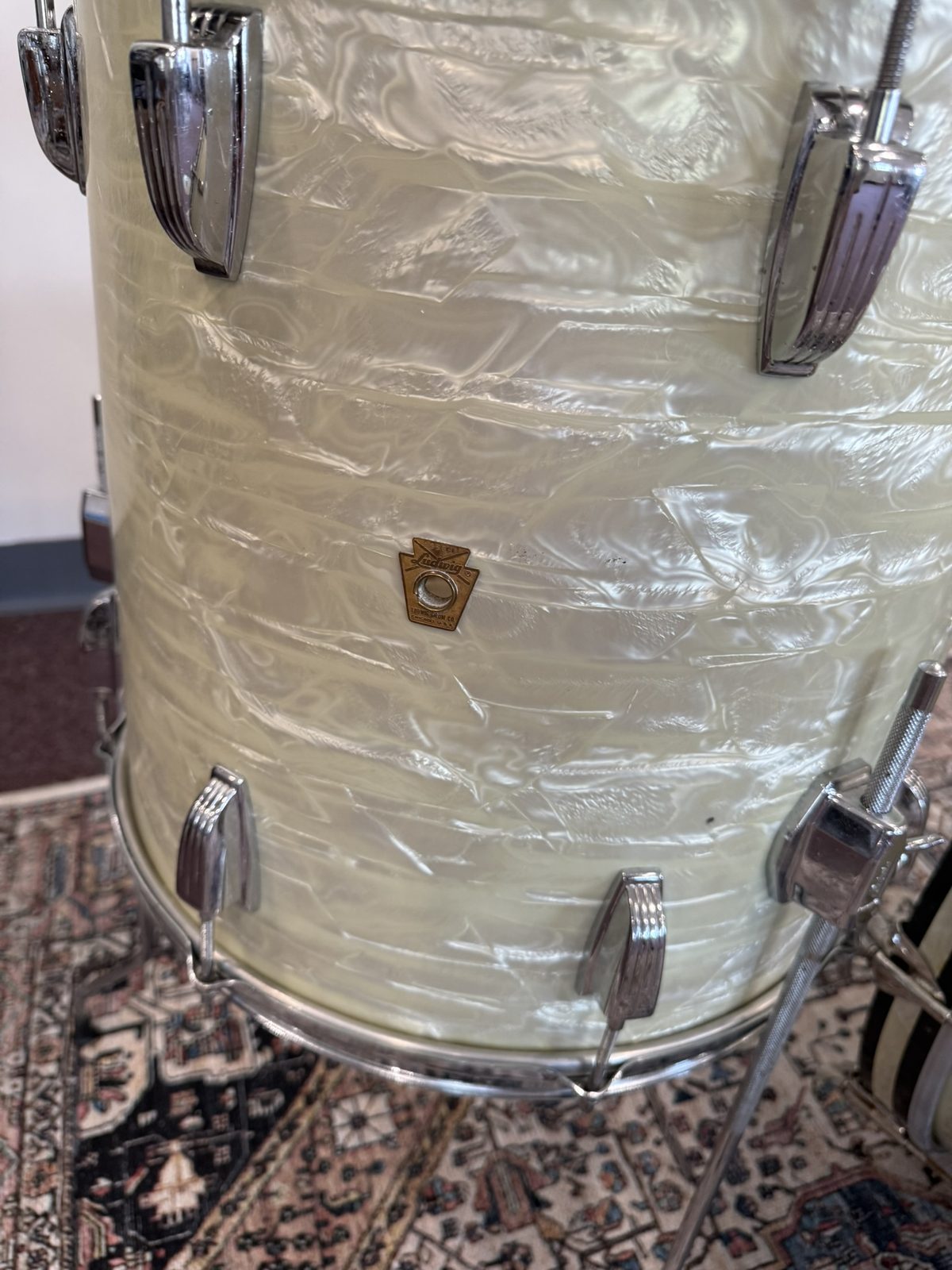 WFL/Ludwig Vintage 3-piece Drum Kit - White Marine Pearl (22/13/16)