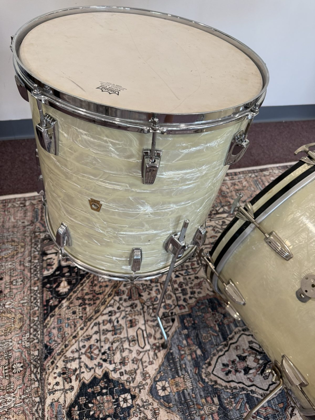 WFL/Ludwig Vintage 3-piece Drum Kit - White Marine Pearl (22/13/16)